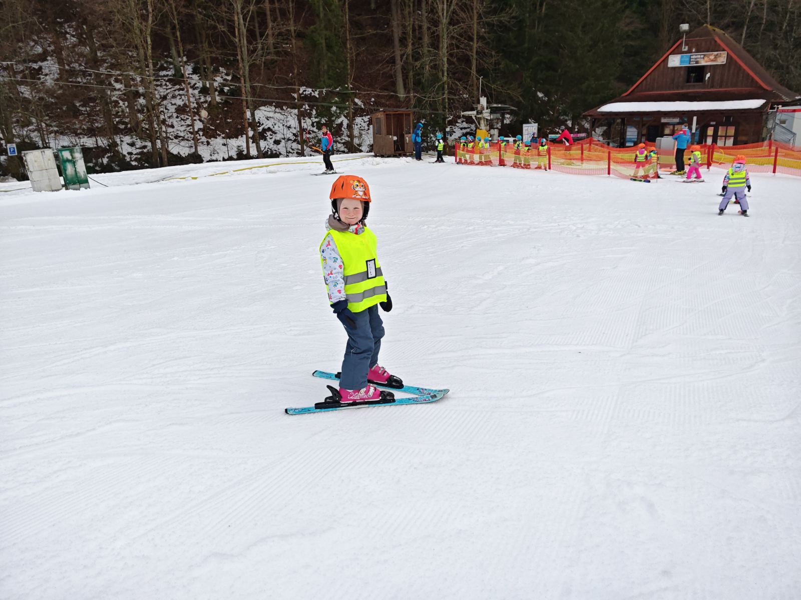 Lyzacek-24 Lyzacek-24