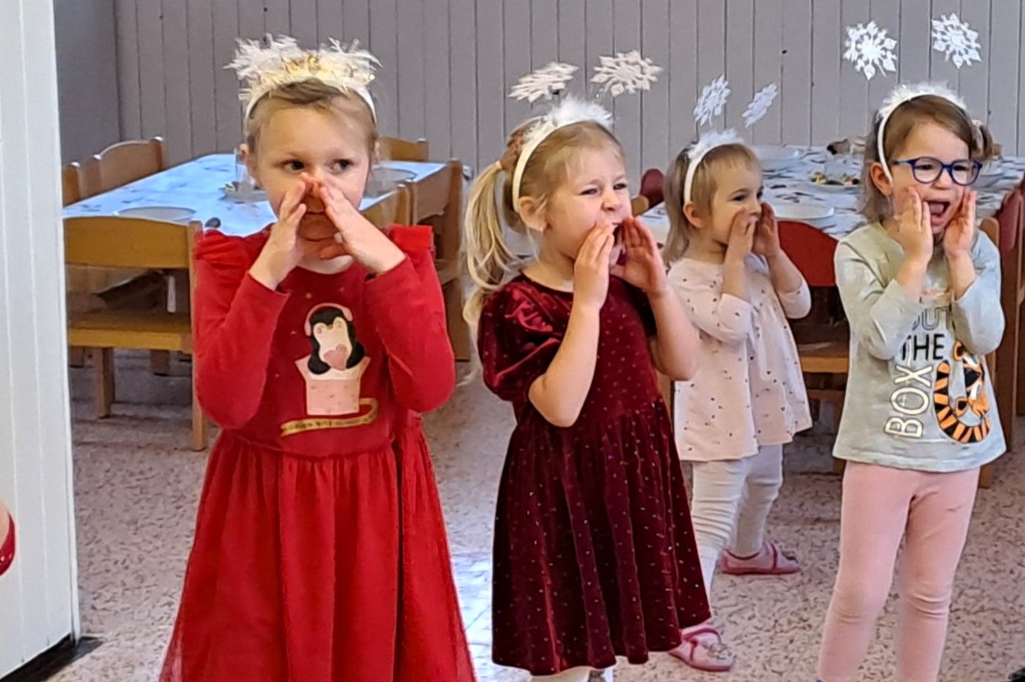 Vanocni-besidka-pro-cteci-babicky-a-dedecky-5 Vanocni-besidka-pro-cteci-babicky-a-dedecky-5