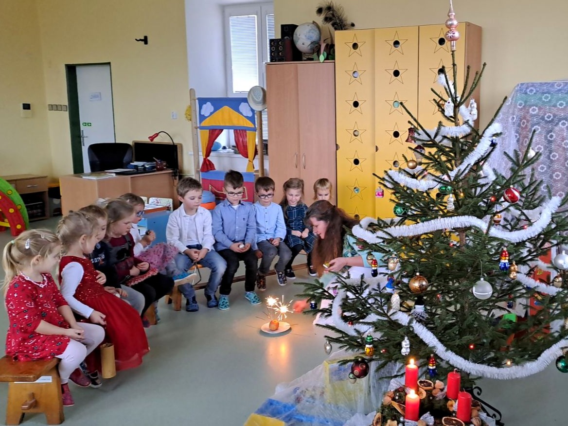 Vanocni-tradice-a-darky-3 Vanocni-tradice-a-darky-3