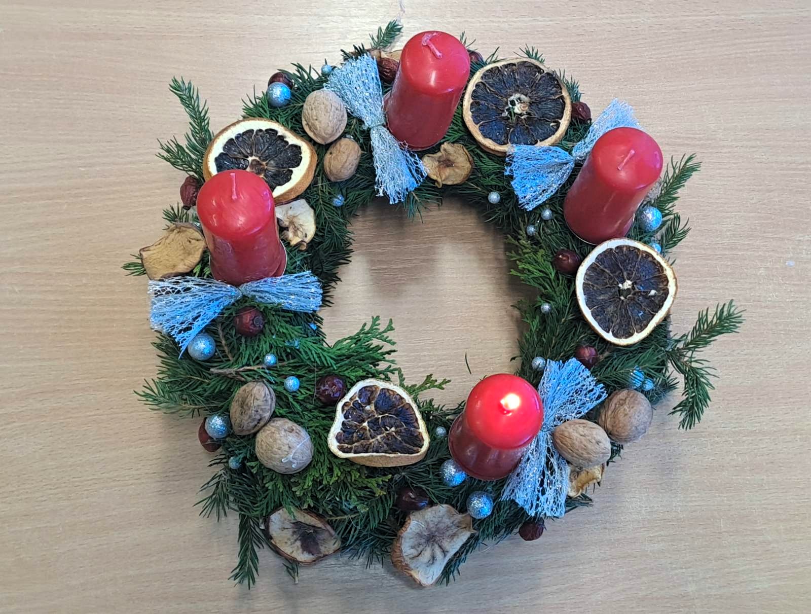 Vyrabime-adventni-venec-1 Vyrabime-adventni-venec-1