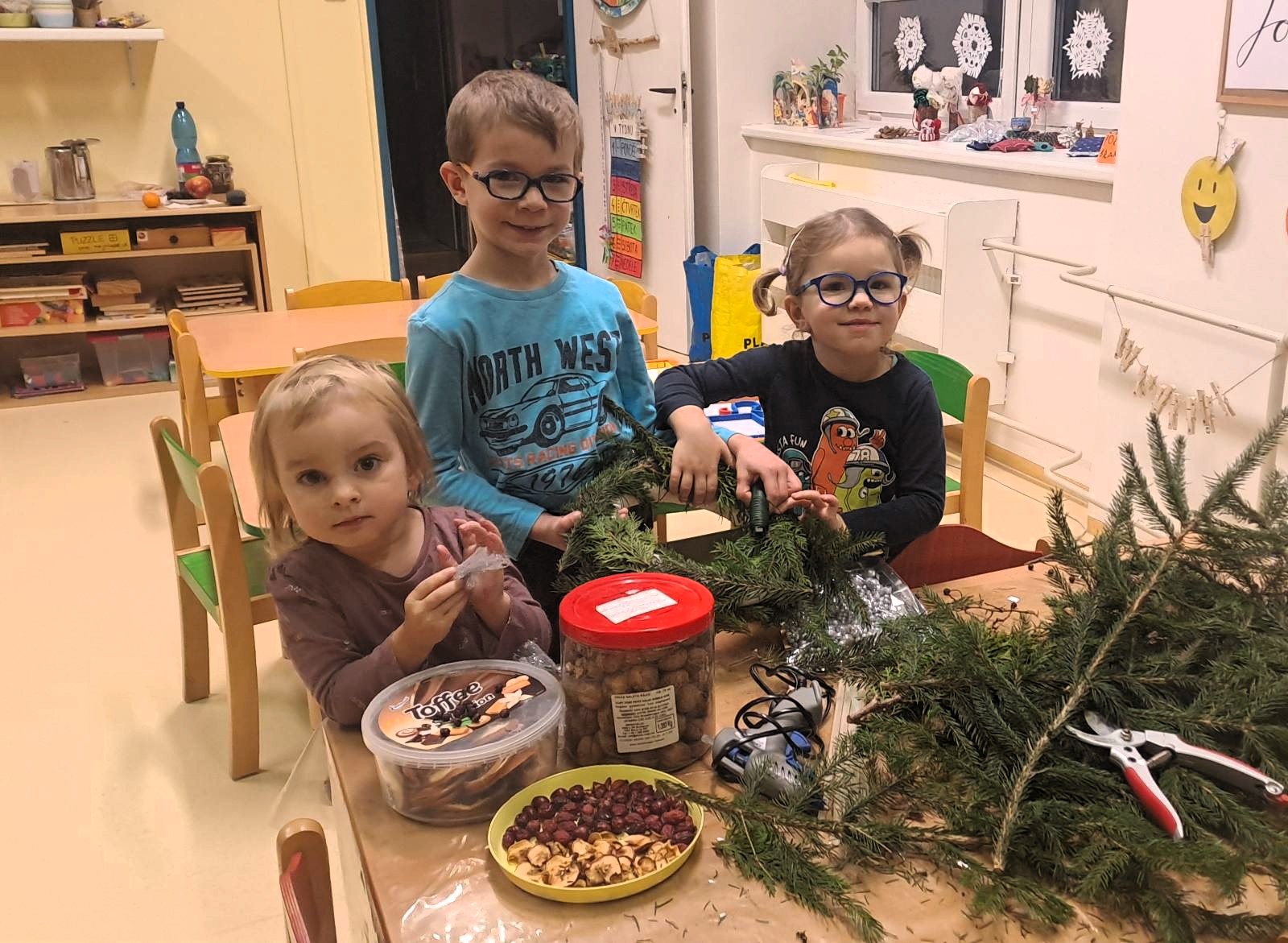 Vyrabime-adventni-venec-2 Vyrabime-adventni-venec-2